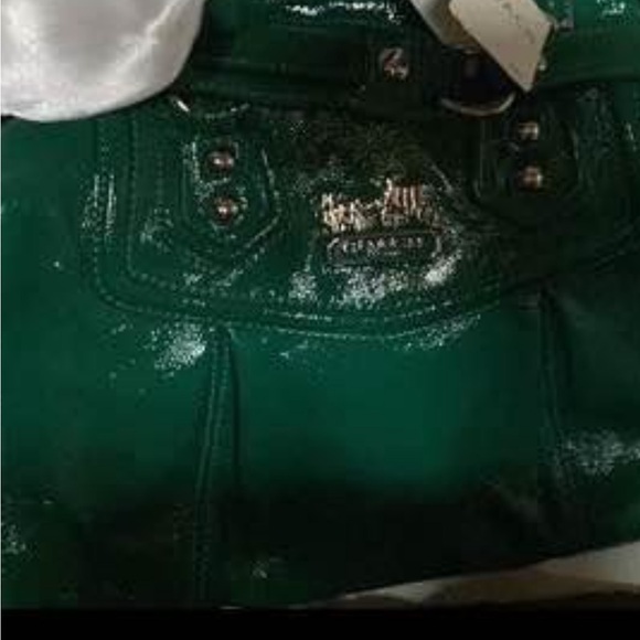 Coach Emerald Green Patent Leather Shoulder Bag - Picture 5 of 12